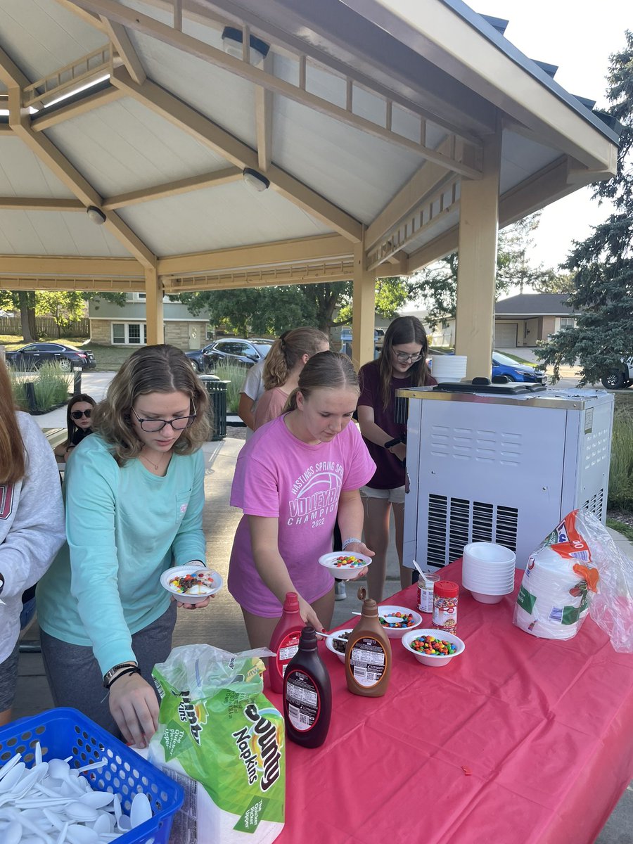 aurora_fccla's tweet photo. Great night for our kickoff! It’s not too late to join! See Mrs. Hinrichs #aurorahuskies https://t.co/tp4odi4wa8