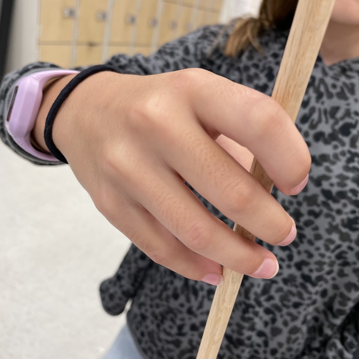 DowningMSOrch's tweet photo. It’s a bird…it’s a plane…it’s preparing our bowholds! Check out some of the amazing bowholds some of our beginner orchestra students have been working on!

Not featured: many other great bowhold!

#orchestra #bowhold #larrythellama #thumbbump #orchdork #progressnotperfection https://t.co/zrRowDkUN8