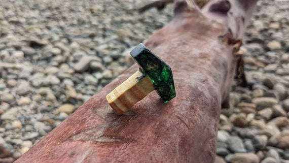 warthog_TG's tweet photo. Wood Mjolnir Hammer of Thor, with resin, Viking https://t.co/6sOpdt16V5 #thorshammerpendent #vikingnecklace #vikingheathen #pagan #viking @etsymktgtool https://t.co/l3dCHGEGkz