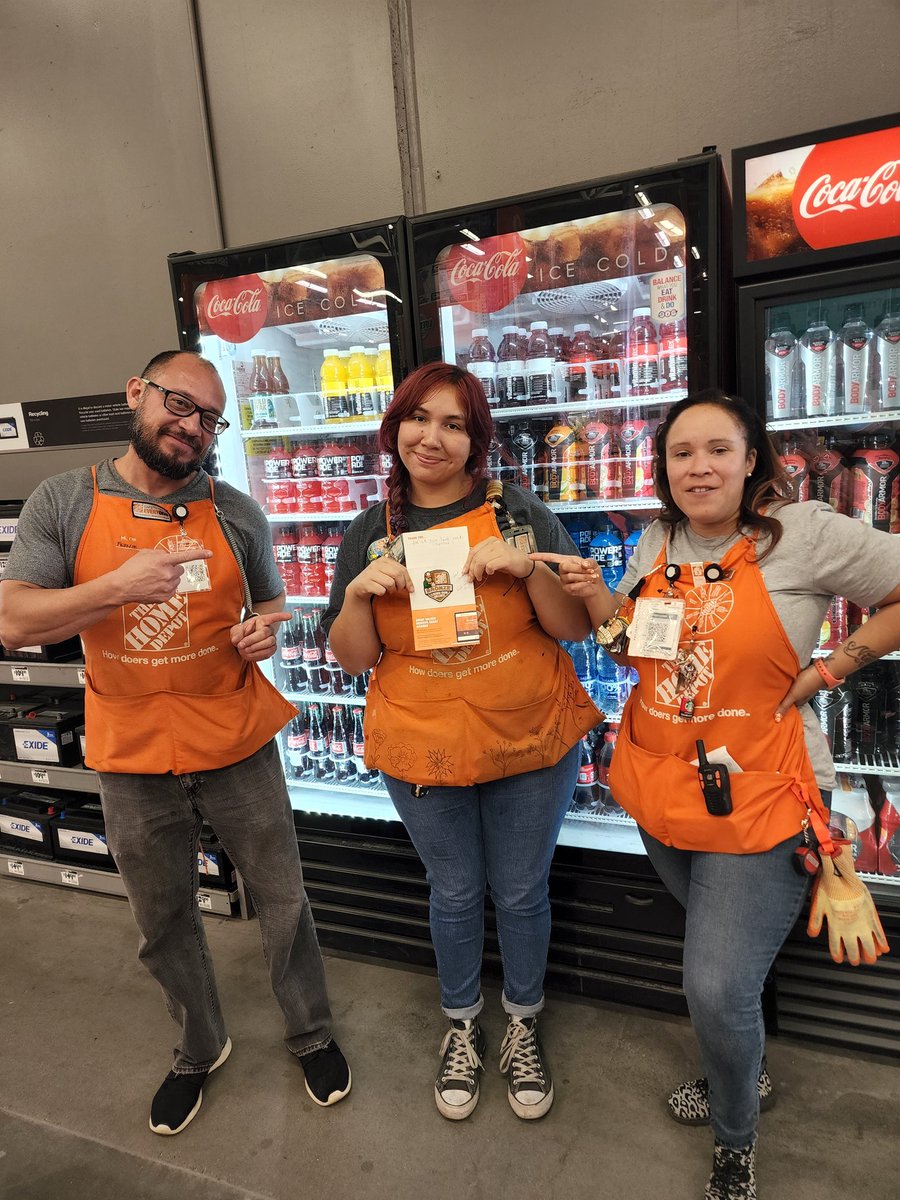 Good job Crystal on your Bronze award!!! @Fuerstenberg15 <a href="/DianaSundermann/">Diana Sundermann</a> @OscarM_8523 <a href="/Dalton8523/">Dalton8523</a> @DavidF_8523