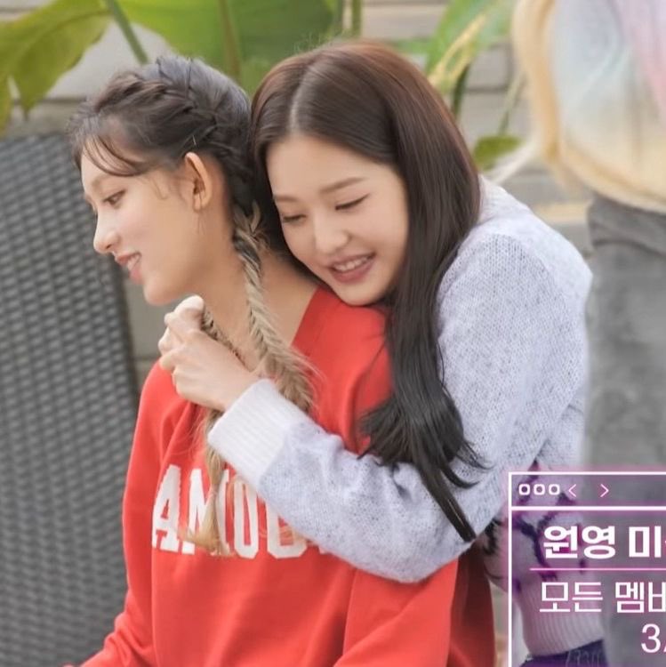 ِ (@gaeullooks) on Twitter photo 