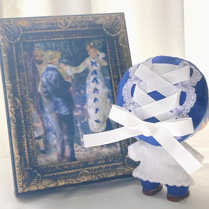    𝐀𝐫𝐭 𝐍𝐮𝐢 𝐒𝐞𝐫𝐢𝐞𝐬   ぶらんこ/ルノワル似合ってて可愛い。お金と他人の弱みよりも焼きたてのクロワッサンとカフェラテが好きそう( ◜ω◝ )#twstぬい撮り部#sweetsandcircus_artnui 