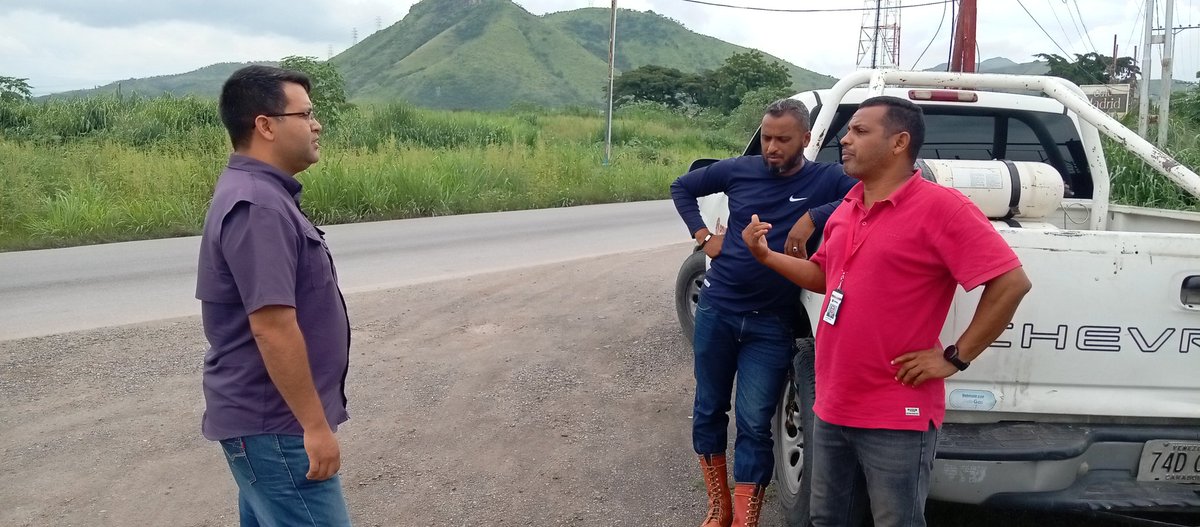 #30Ago,En el Marco de la elaboración del Proyecto de dragado del río las Minas,@ingenieriazamo2 realiza inspección conjunta con @pdvsa_gas,con la finalidad de determinar la colocación de tubería de gas ubicada en su cause 
@NicolasMaduro
@cheanahis
#ManoDuraContraLaCorrupción