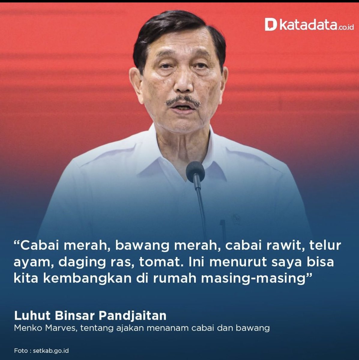 Setuju, Pak. Kita jg bs menghasilkan gas dari taik sendiri. Listrik pake panel surya di atap rumah. Beras bs kita tanam di pot2 kaleng di teras dan halaman belakang. Kita bs berkomunikasi lewat telepati. Kehidupan ini sederhana dan indah, Pak. Terimakasih atas pencerahan Anda 🙏