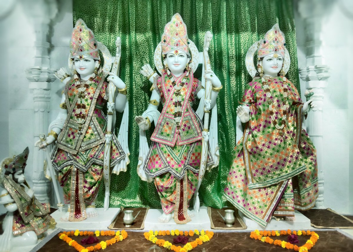 Somnath_Temple's tweet photo. श्री राम मंदिर, प्रभासक्षेत्र - गुजरात (सौराष्ट्र)
दिनांकः 31 अगस्त 2022, भाद्रपद शुक्ल चतुर्थी - बुधवार
मध्याह्न शृंगार
08223506 https://t.co/qoNNLQBt7s