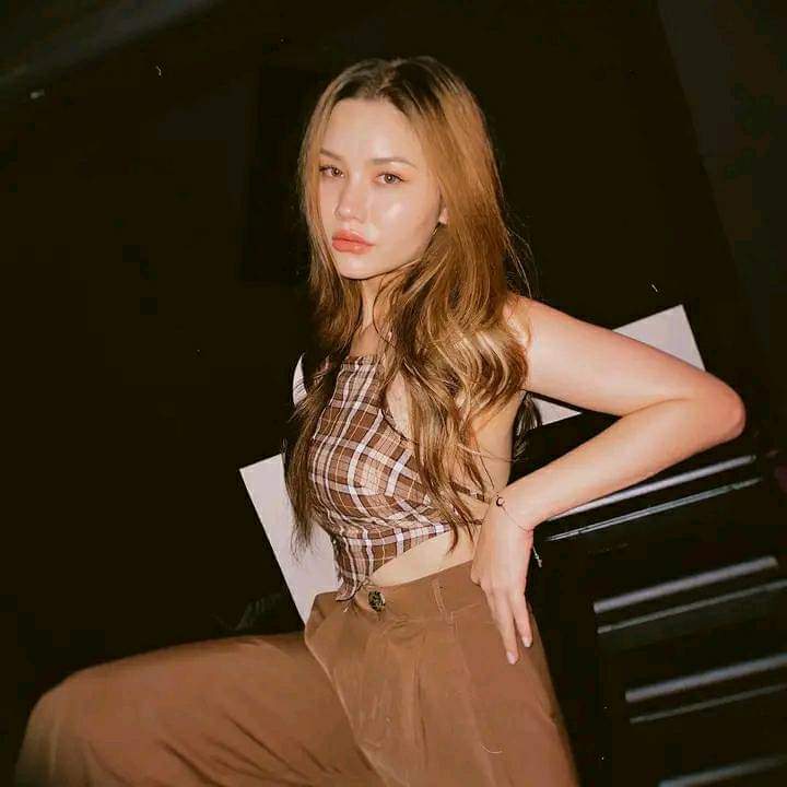 maknaechuxu's tweet photo. AHHHH!! HAPPY HAPPY BIRTHDAY TO OUR QUEEN SAMMY😘🥳🤍 https://t.co/JUxDg1Hvao