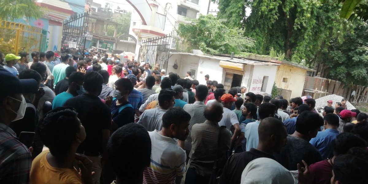 CivilsNetwork's tweet photo. #BPSC के कल वाला नोटिस को आज महज़ एक कागज का टुकड़ा बना देना है दोस्तों, आपलोग जरूर आइए पटना आंदोलन में, चेयरमैन जो धोखा दे के तानाशाही कर रहे है वो अमान्य है
@yadavtejashwi @officecmbihar @ZeeBiharNews @BiharTakChannel

#BPSC_PT_IN_ONE_SHIFT #BPSC67thPrelims #BPSC_Chalo_Aandolan https://t.co/w4DQAOBJSh