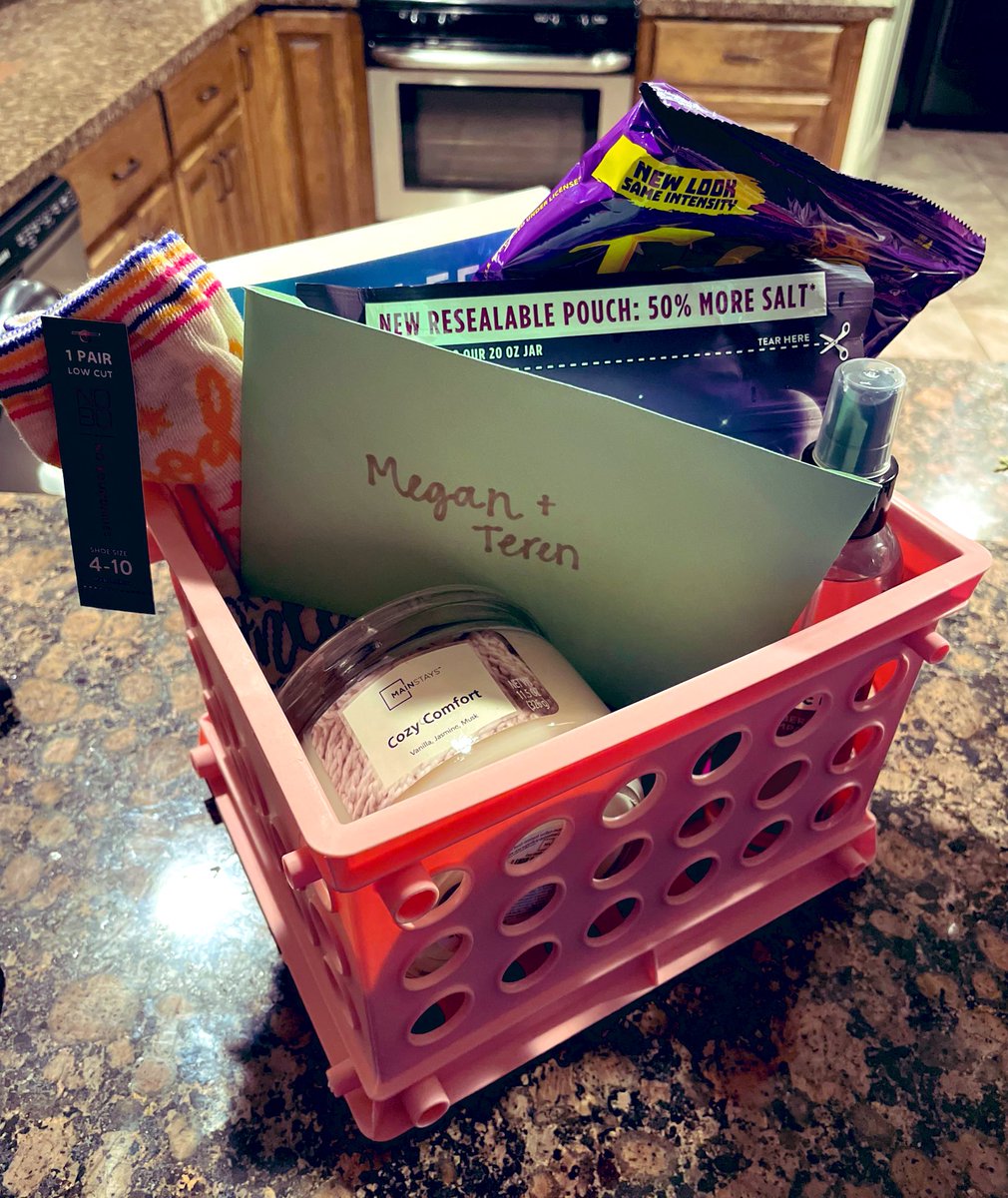 mberry14's tweet photo. POV: You have a bestfriend that text you “go look on your porch” after losing your pup. You go out there &amp; see this; A basket full of your favorite things &amp; the thought she put into it- all things comforting! Thank you for always being here for me @bayleebruce! I love you sister! https://t.co/tgG3vQNEpC