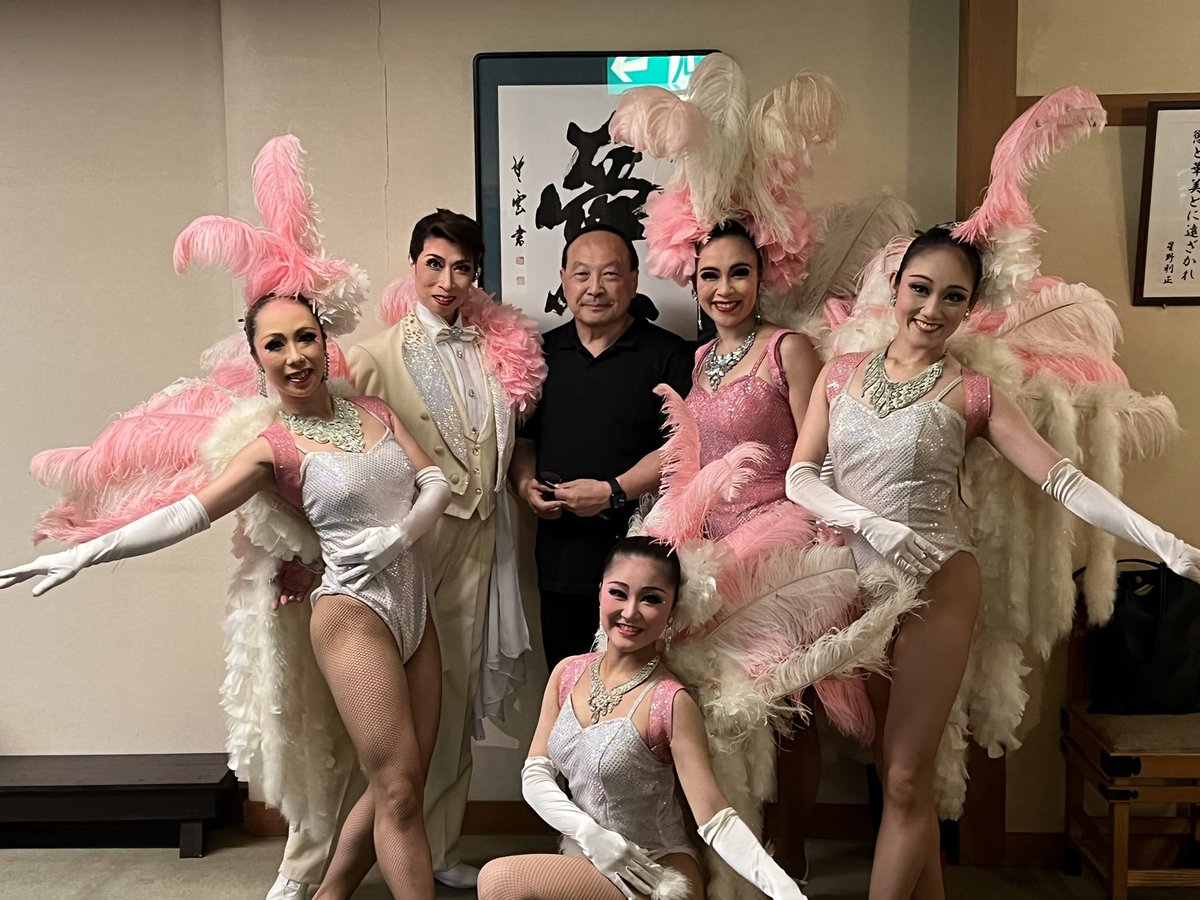 chujotaka's tweet photo. 新潟のイベントに参加させて頂きました！レビューショーって初めてちゃんと観たけどめっちゃいい！残すべき文化だと思ったしもっともっとフューチャーされて欲しい！
新しい出会いにも感謝！素敵な方々！
ありがとうございました！
ダンサーの皆さんお疲れ様でした！
新潟3150！
#坂戸城
＃サバビアン https://t.co/LVWEXDEtEe