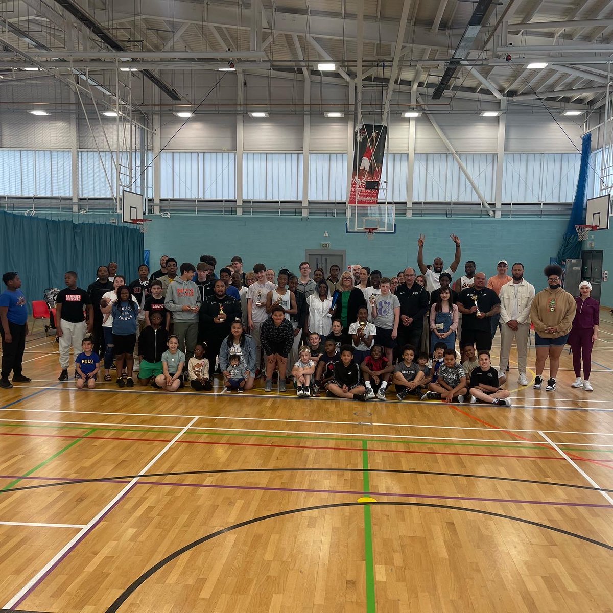 NASSA (@nassasports) on Twitter photo A huge thank you from <a href="/NASSAsports/">NASSA</a> to <a href="/MayorofLondon/">Mayor of London, Sadiq Khan</a> for funding our #StrongerFutures programme for past 12 months.
Changing lives together.
<a href="/LDN_VRU/">London's Violence Reduction Unit</a> <a href="/_RocketScience_/">Rocket Science</a> @Renaisi A huge thank you from <a href="/NASSAsports/">NASSA</a> to <a href="/MayorofLondon/">Mayor of London, Sadiq Khan</a> for funding our #StrongerFutures programme for past 12 months.
Changing lives together.
<a href="/LDN_VRU/">London's Violence Reduction Unit</a> <a href="/_RocketScience_/">Rocket Science</a> @Renaisi