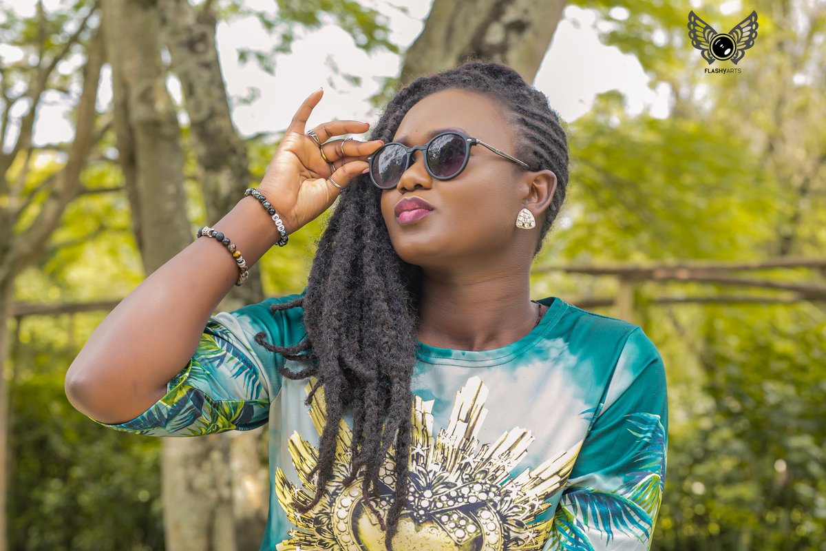 flashy_arts's tweet photo. African beauty🥰🥰🥰
Pics by @flashy_arts
Contact us on 0758943426 for any kind of photography/Videography or visit our office at MUSIIME MUKAMA ARCADE, MBAGUTA STREET, MBARARA room T16...thx
#footprintsofart
https://t.co/XmEiPkNpTT https://t.co/HpKcsI2qd6