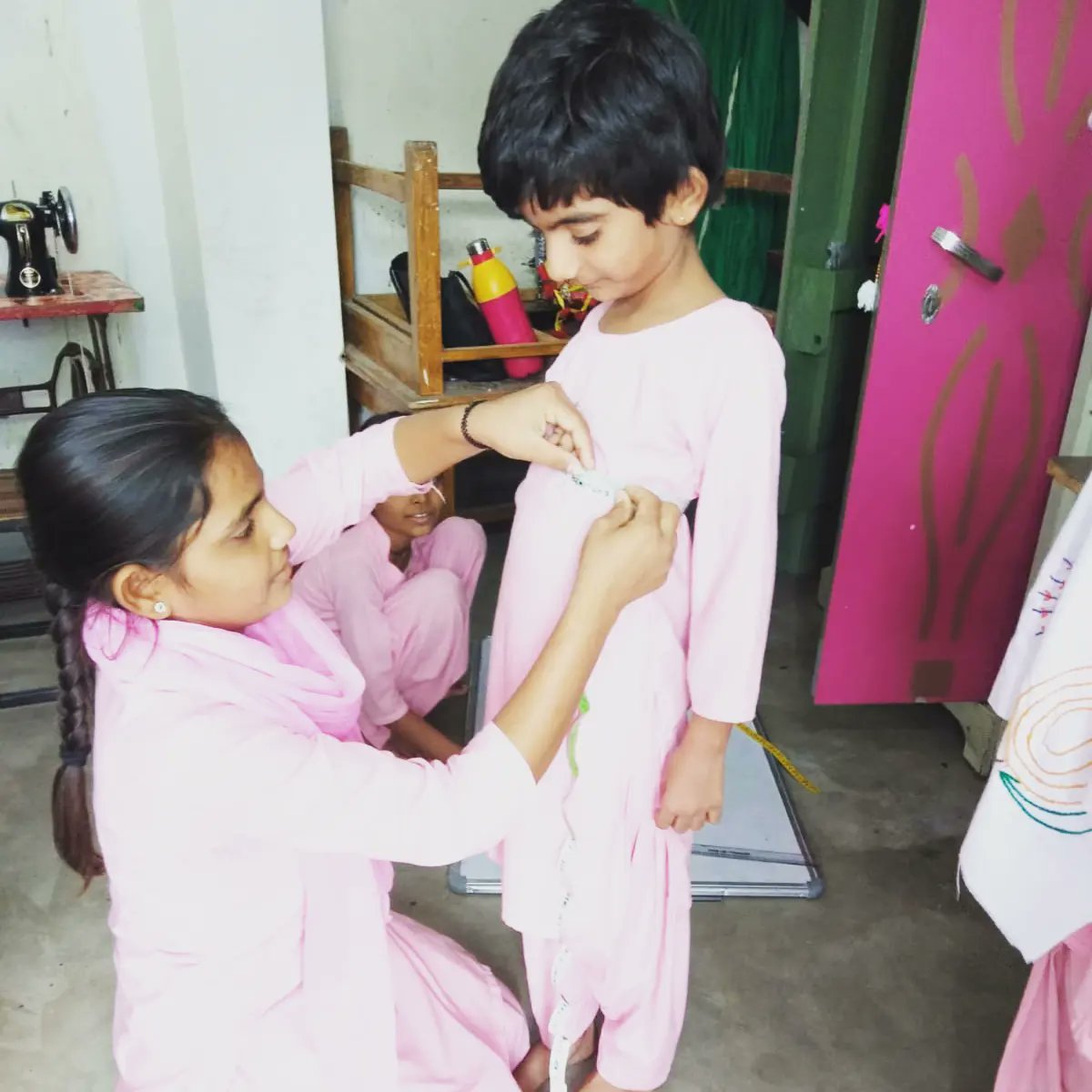 SambhaliTrust's tweet photo. People ask us what do we do with the clothes that women learn to make? 
You will be happy to know that these clothes are given to them as a souvenir, something they cherish, they own which is self-made. 
#sambhalitrust #vocationaleducation #vocationaltraining #skilldevelopment https://t.co/4eJVuSzzyW