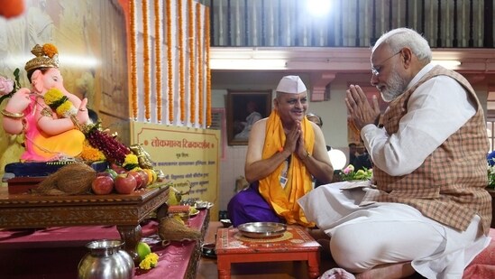 President and PM lead #GaneshChaturthi greetings
#JaiNTR