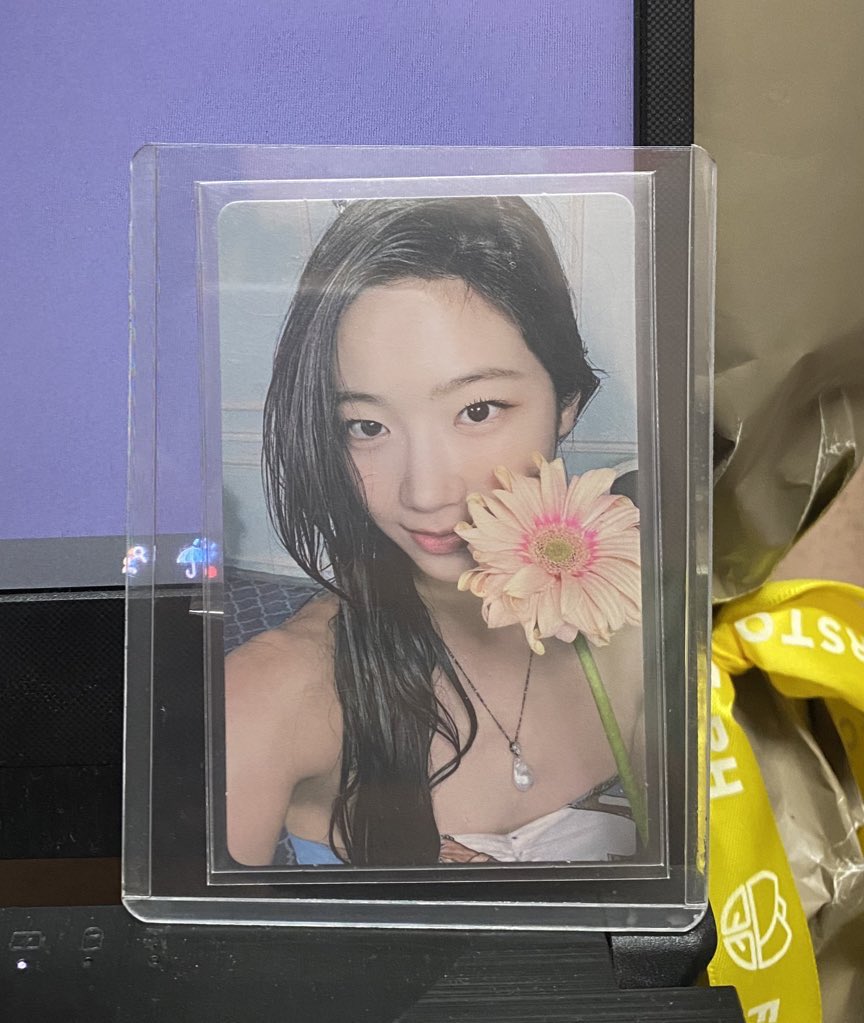 berriecart's tweet photo. 𓂃 ⌕ wts lfb le sserafim  ph ⋆｡˚ ☁︎ 

𓄵 ₱380 (₱350 payo)
𓄵 onhand! x — sensitive
𓄵 payo/2d 

⌗ wts lfb kazuha blue chypre flower https://t.co/SlULPNhKbE