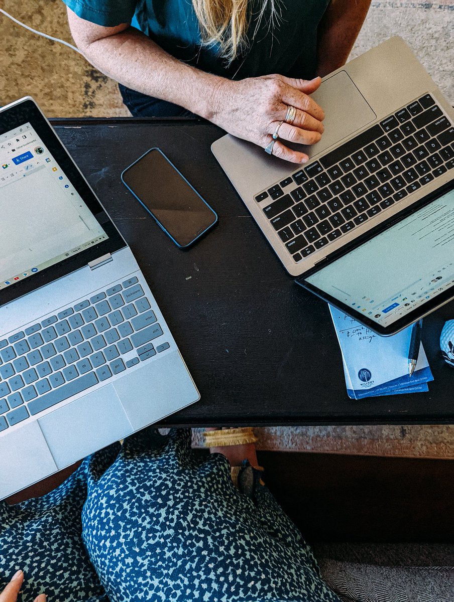 karruzza's tweet photo. Very productive day preparing with @parishcollectiv for Cultivate in #SanDiego!

My #pixelbook vs #macbook 😝
Shout out to @madebygoogle 🤪🤪 https://t.co/kjcmjS1zJj