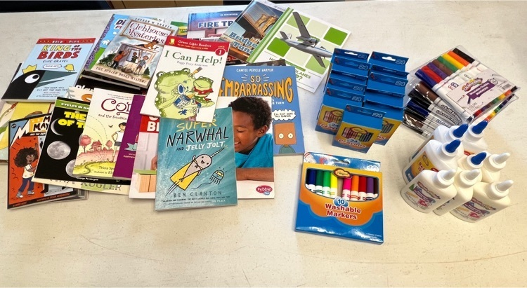 john_fortney22's tweet photo. Thank you Second Missionary Baptist Church for the donation of books and school supplies! We appreciate you thinking of the students at Van-Far Elementary! https://t.co/P4TTcePNAz