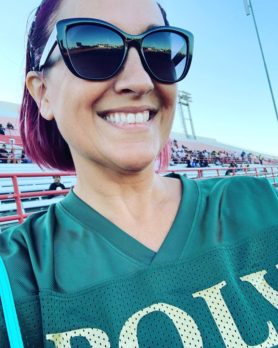 🐰Here we go! Excited for this new year at my new home! Started off the day with amazing discussions around equity, excellence, and inclusion…ended feeling blessed with my new fam! Feeling the green and Gold love! 💚💛 #theresnoplacelikePOLY #excellenceandequity #proudtobeLBUSD