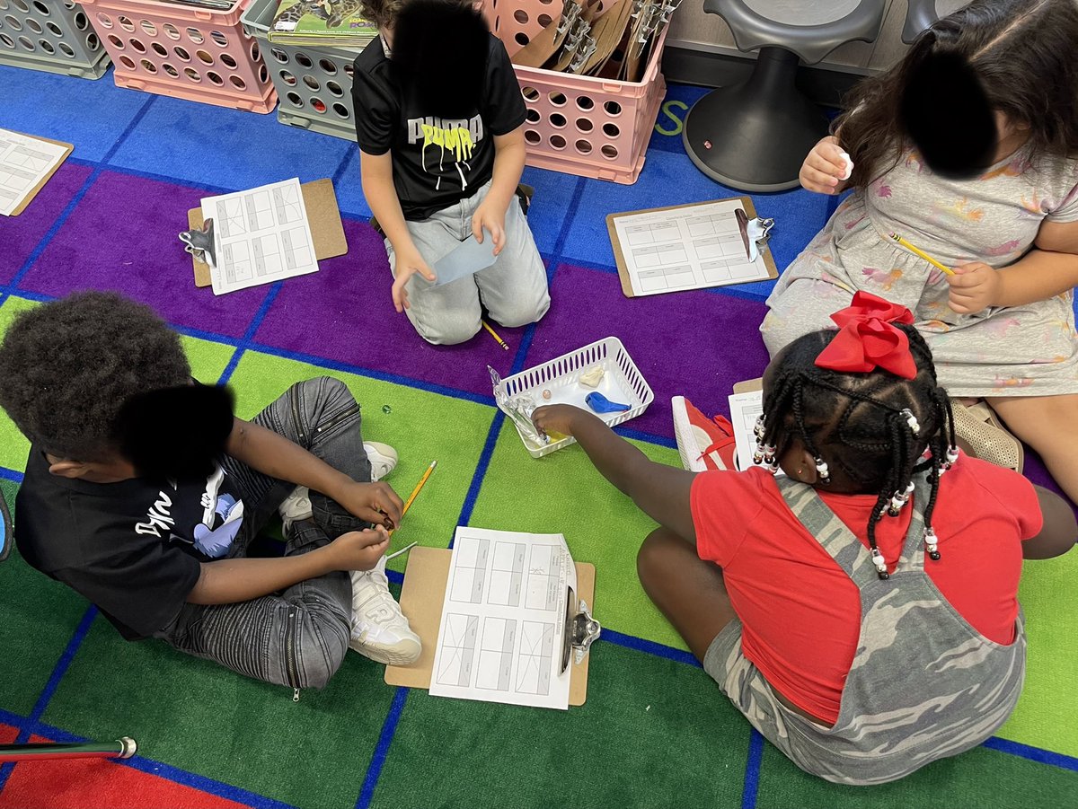 HensleeCasey's tweet photo. Classifying matter based on it’s physical properties #LISDscience @SouthridgeES #iteachsecond https://t.co/Q254IVo37J