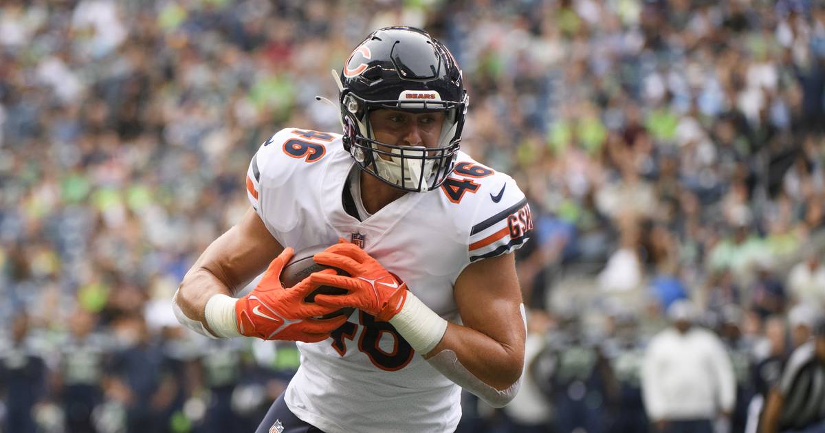 texasgulfcoast's tweet photo. Learning fullback position leads undrafted rookie Jake Tonges to spot on Chicago Bears' roster https://t.co/AjdKsz9tgM https://t.co/ezkMWItpza