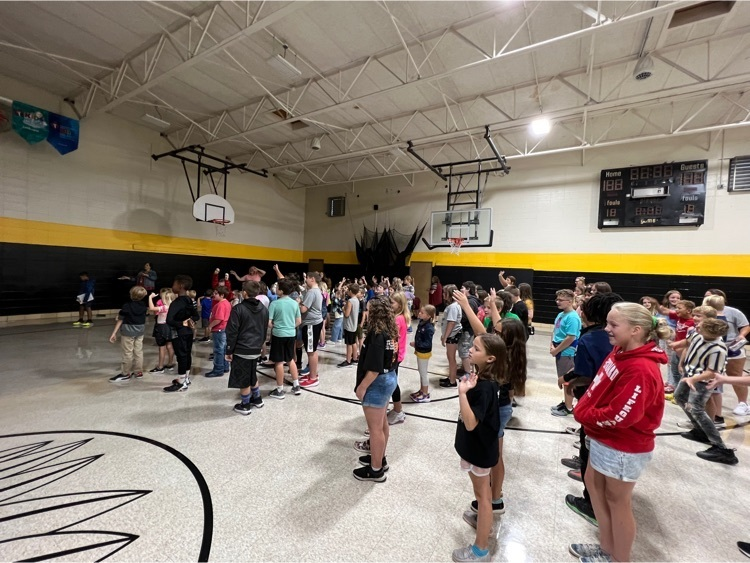 john_fortney22's tweet photo. VFE kicked off the week with our Tuesday Morning Meeting led by our wonderful fifth graders! Such a great start to the day as #onetribe. https://t.co/Sr2hwEGX43