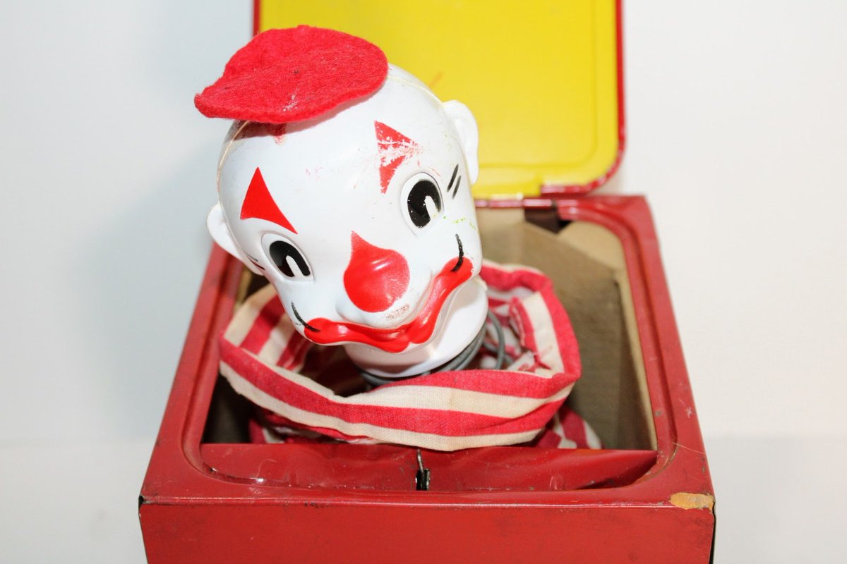 aarash19's tweet photo. 1940's Mattel "Jolly-Tune The Clown" Jack In The Box Wind Up Toy
 #WindUpToy #Jollytune #clown #jack #Mattel #MarbleValleyVintage #EtsyEmail

👉https://t.co/jDZv4GVn51 https://t.co/XKSBiS77p9