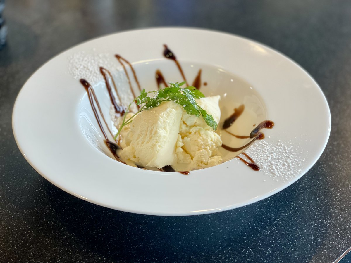 CG_amberkitchen's tweet photo. さぁ！���ンチタイムです🍽
期間限定でランチメニューあります。
『バニラジェラート〜甘酸っぱいバルサミコソース〜』 https://t.co/tcye08wNSo