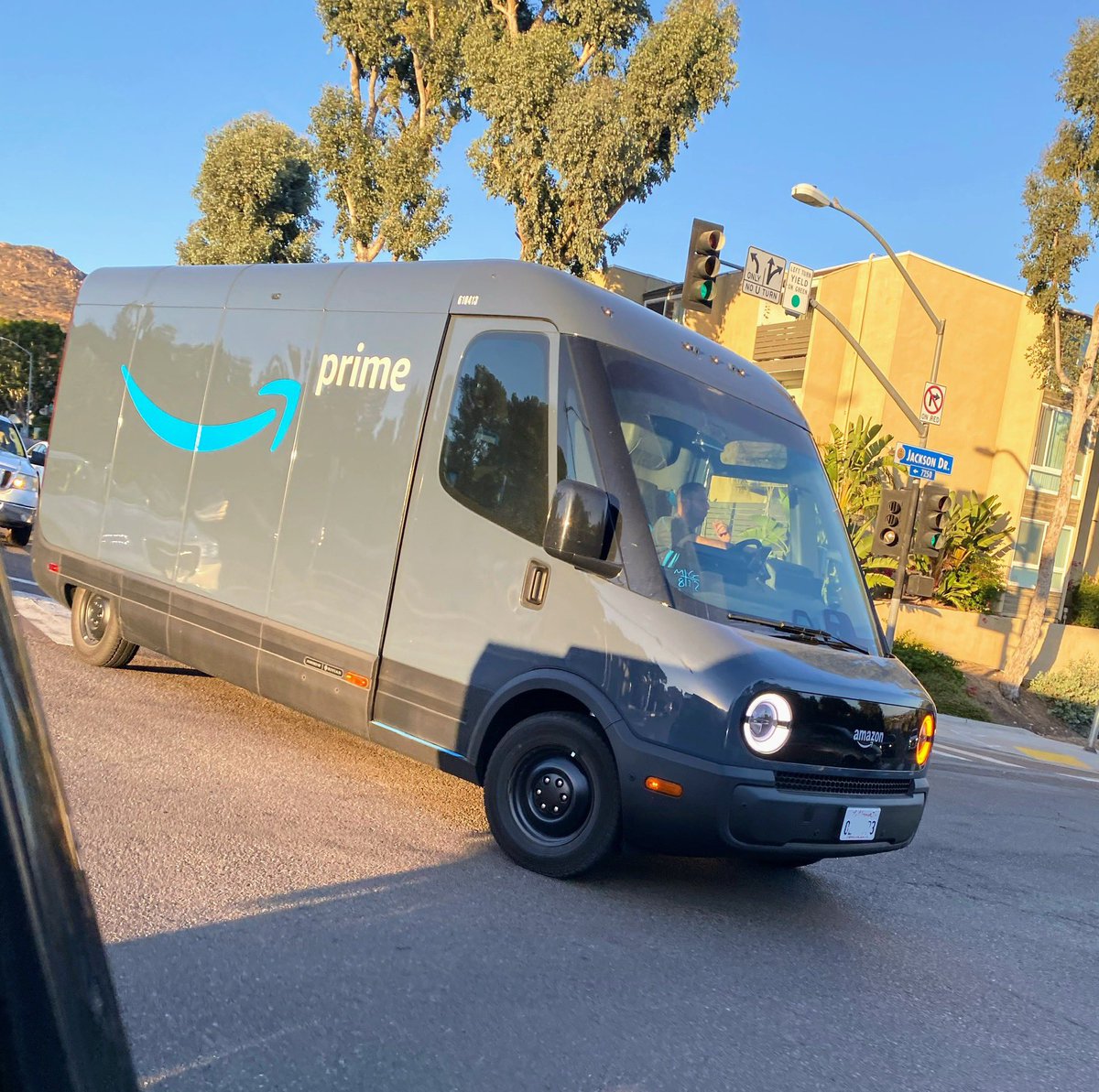 Spotted in the wild, a new <a href="/Rivian/">Rivian</a> van made for <a href="/amazon/">Amazon</a>. Looking good <a href="/RJScaringe/">RJ Scaringe</a>