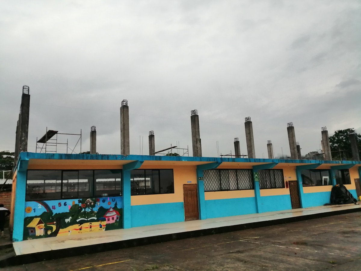 Ejecución de obra construcción de bloque de 3 aulas para la Esc. Hermano Miguel del Distrito 19D02 CCNP-E. bajo convenio entre GAD Centinela del Cóndor, GAD Provincial de Zamora CH 
y Coordinación Zonal 7
<a href="/camiloaep/">Camilo Espinosa</a> <a href="/EducacionZ7_Ec/">Educación Zona 7</a>