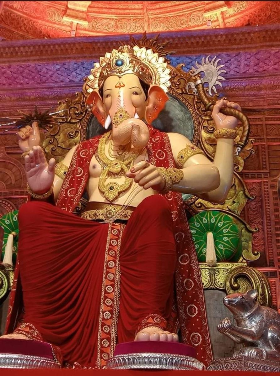 " वक्रतुंण्ड महाकाय सुर्यकोटि समप्रभ 
निर्विघ्न कुरु मे देव सर्वकार्येषु सर्वदा "❤️🙏
आप सभी को #गणेश_चतुर्थी की हार्दिक शुभकामनाएं।🚩🙏🙏
 ।। गणपति बप्पा मोरया ।।💞🌹🚩🙏
#गणपति_बप्पा_मोरया 🌹🚩🙏
#गणेशचतुर्थी 🌹🚩🙏