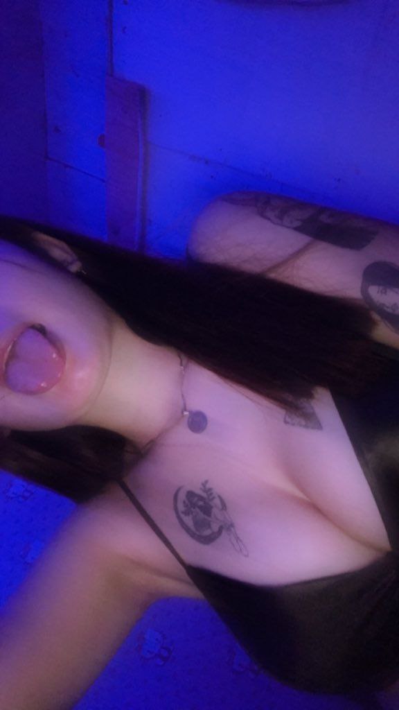 gloriafvck's tweet photo. Free finger vid habang tag ulan and taglamig

Directly message my tg account for reward

Tg: @gloriafvck

#alter #alterph #alterpinay #sellingcontent https://t.co/gGNOLxW3LL