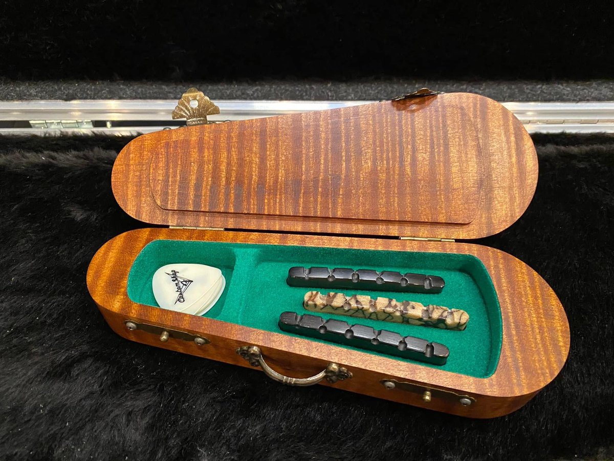 DarrellCBassist's tweet photo. @Fender custom shop #Stradavarius Tele https://t.co/lvqCRGLBw7
