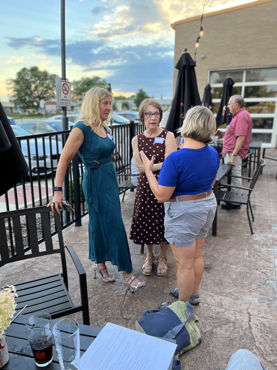 voteLinda65's tweet photo. Team Linda is feeling energized after last night's amazing event! TY to everyone who attended and to everyone who was with us in spirit! Turnout was fantastic and the event was a huge success! TY as well to our hosts, Global Brew Saint Charles! #lindalistens #lindaropertson #il65 https://t.co/VETEIPBs1N