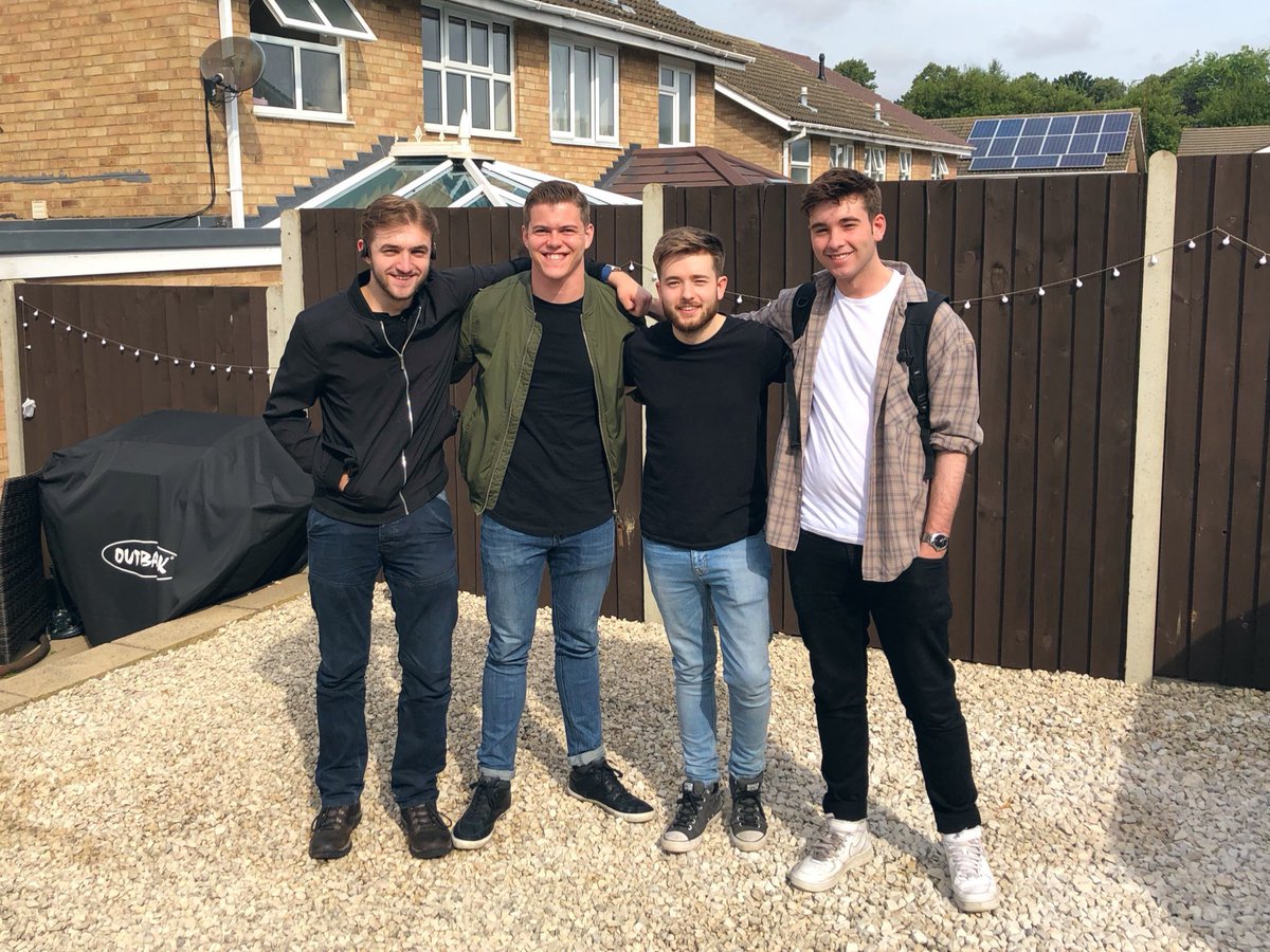 Tyler_4P's tweet image. Happy birthday to the first podcast @ItsLazBoi and I ever did together!

8 years ago today. Holy shit 😅

It kicked off @AsAlwaysEnt &amp;amp; @4PillarsNetwork! What a journey it’s been. Wouldn’t change it for anything. Only a few more weeks and I can give you a big cuddle in person 💜