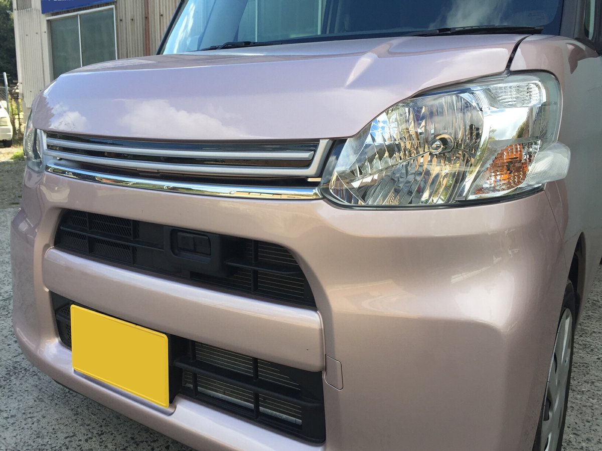 HighWorks_taka's tweet photo. #LA600S #タント 用の #バッドフェイス です。
上面を盛り上げてライン追加。
グリル部も造形し、顔つき激変です!
#HighWorks #ハイワークス
#LA600 #LA600タント #標準タント
#FRPボンネット #日本製エアロ https://t.co/HYQqYhY0kb