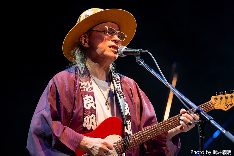 guitar_bancho's tweet image. 大阪決定！11/14 2020年SOLOでしたが、今回余生渾身バンドfor instanceコイチ君とジョイント。華麗なるduo。ラリーパパ＆ファウンデーションとの再ジョイントも大きな楽しみ。だんだん会えなくなるので少しでも多く会えますことを・・・ musicaja.info #白井良明 #moonriders #forinstance