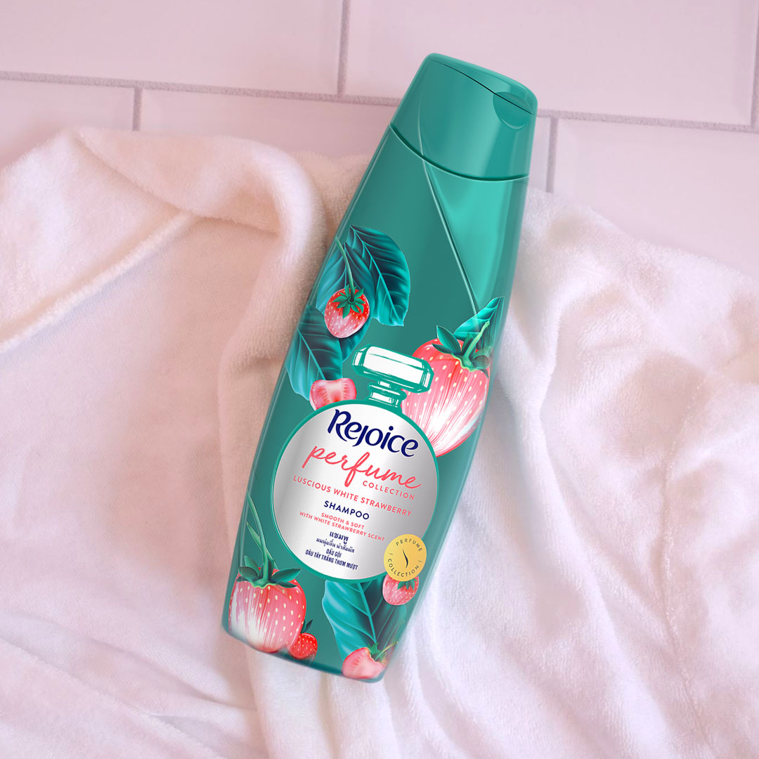 New month, same hair goals! ✨

Which of the Rejoice 3in1 Perfume Collection are you using right now? 

Here’s to more palaban and relaxing-bango hair days, gwapa jud everyday! 💚

#RejoiceGirlGwapaKaDai
