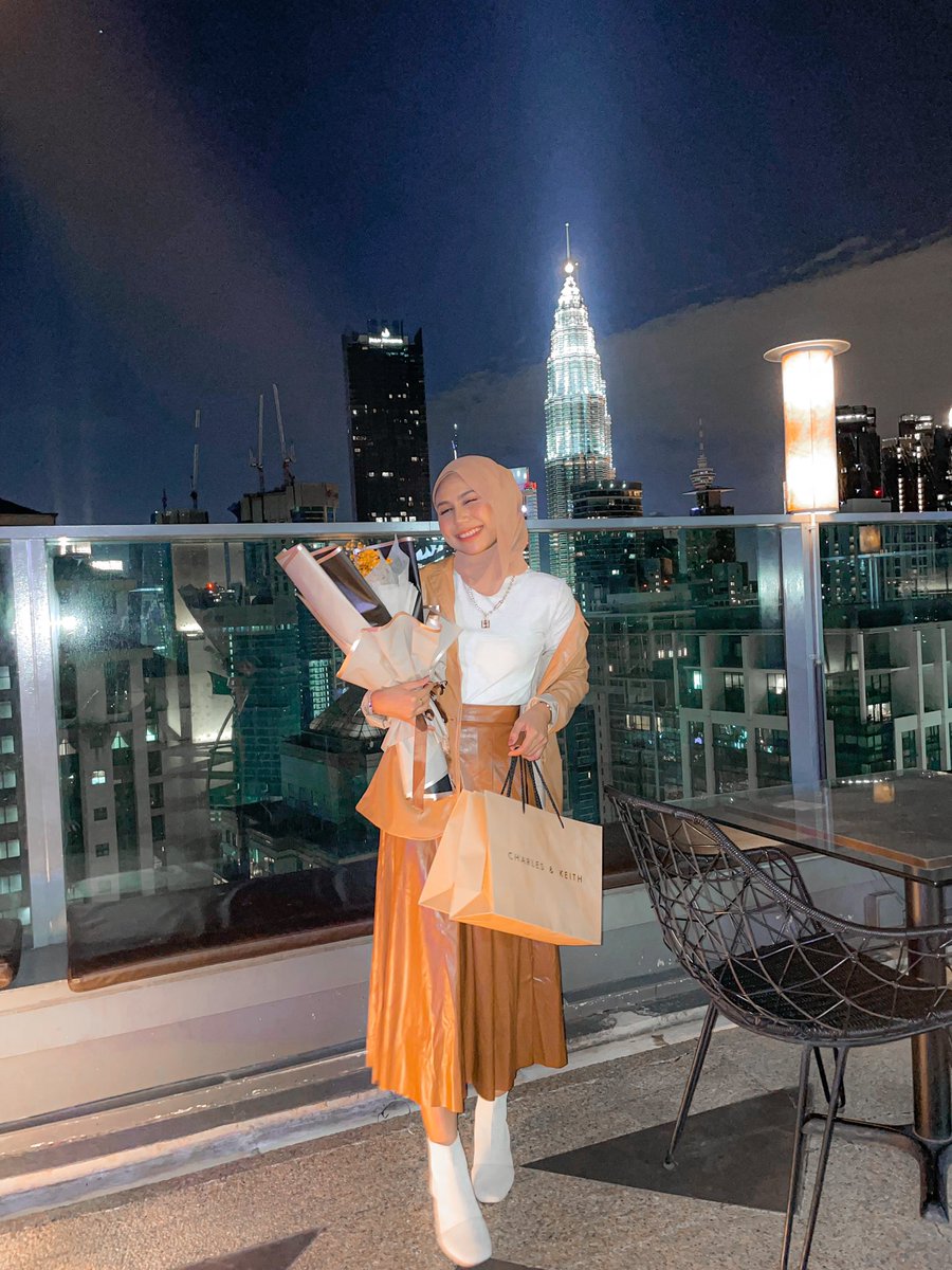 yuyuridayuuu's tweet image. Thread of links shopee outfit’s that i bought and styled ✨
•
•