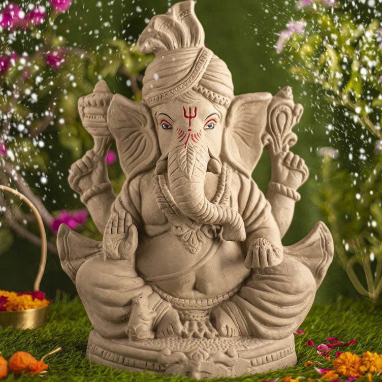 chshekharbjp's tweet photo. एकदन्तं महाकायं लम्बोदरगजाननम्ं।
विध्ननाशकरं देवं हेरम्बं प्रणमाम्यहम्।

विघ्नहर्ता, शुभकर्ता भगवान गणेश जी की आराधना के पावन पर्व #गणेश_चतुर्थी की हार्दिक शुभकामनाएँ। https://t.co/Q8hgRBgY3U