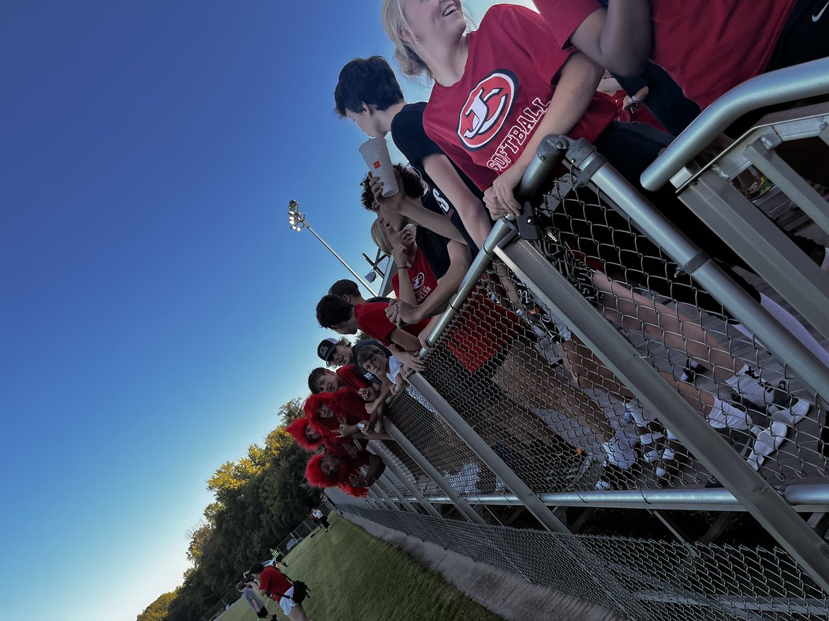 Enjoying seeing our Jays supporting each other. Enjoyed the watching our Jays play tonight! #JayGreat <a href="/jcjaysoccer/">Jefferson City Jays Soccer</a>