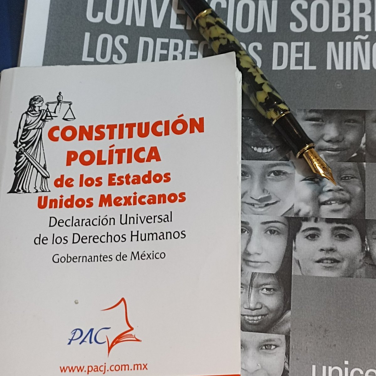 EsferaLegalMex's tweet photo. Gracias por el DHC otorgado por EDDIHAC, es honor y responsabilidad. https://t.co/PcJsPP3Oef