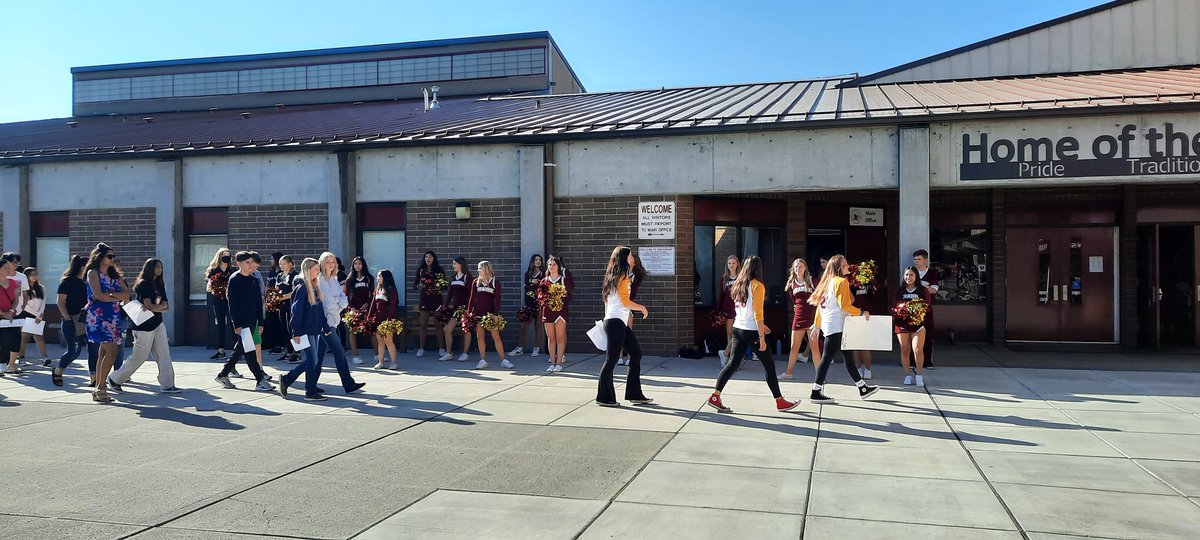 Erin Thompson tweet media