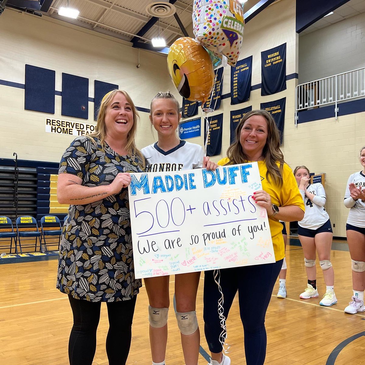 MaddieDuff07's tweet photo. So thankful to celebrate this milestone with my coaches and most importantly my team. We have the best defense around and our offensive tempo is 🔥
Let’s keep it rolling ladies! #oneteam #monroevolleyball https://t.co/9QqR7Vww18