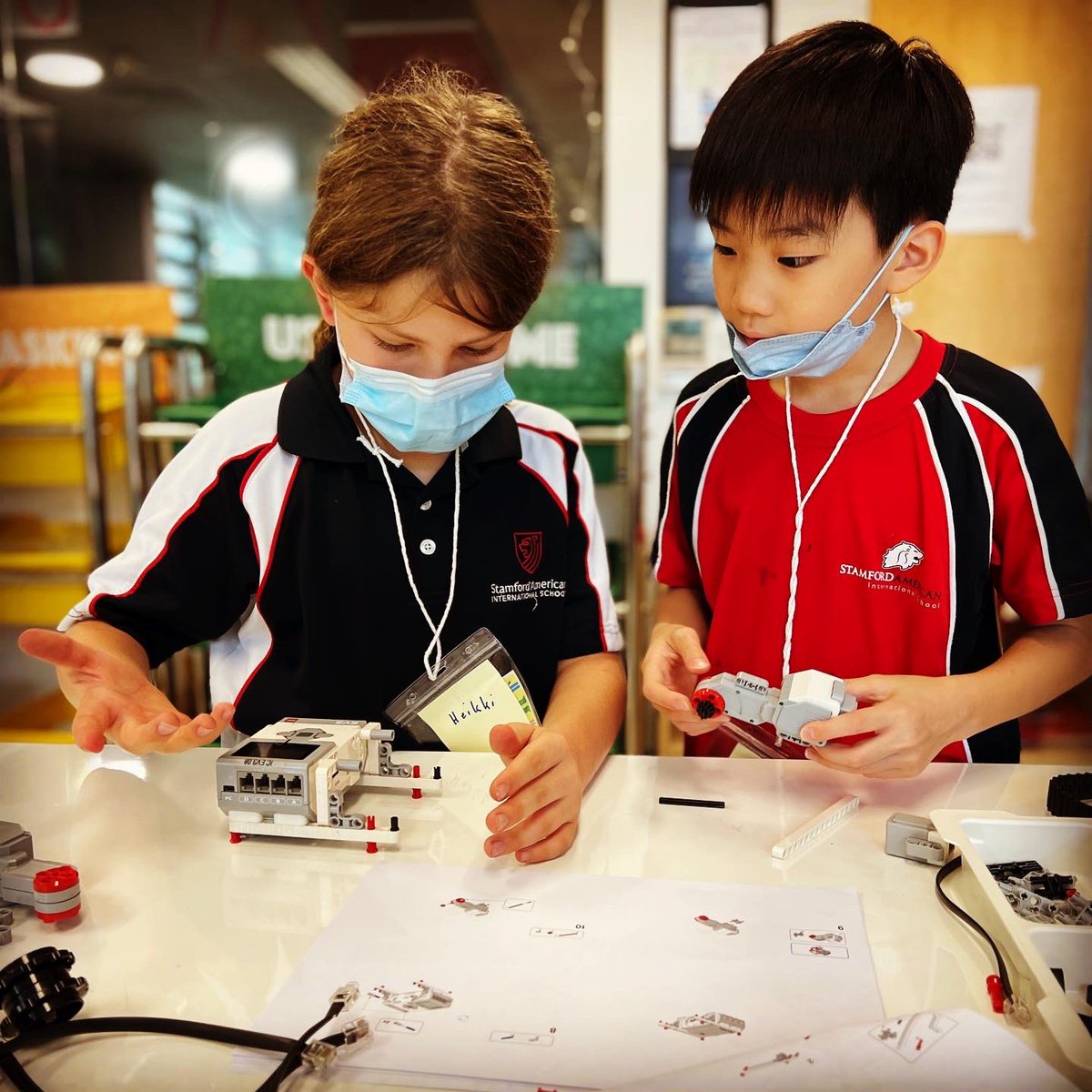 What an incredible start to our <a href="/SAISSingapore/">Stamford American</a> Robotics Club! With a focus on <a href="/firstlegoleague/">FIRST LEGO League</a> &amp; Robotics Innovation Challenge, the students are already demonstrating critical thinking, collaboration &amp; design skills <a href="/mattives_/">Matt Ives</a> <a href="/jamie_stark/">JΛMIΣ ƧƬΛЯK  #EdTech</a> <a href="/ArminMartin10/">Armin Martin</a> <a href="/butcher74/">Jon Butcher (he/him)</a> <a href="/FIRSTweets/">FIRST</a>