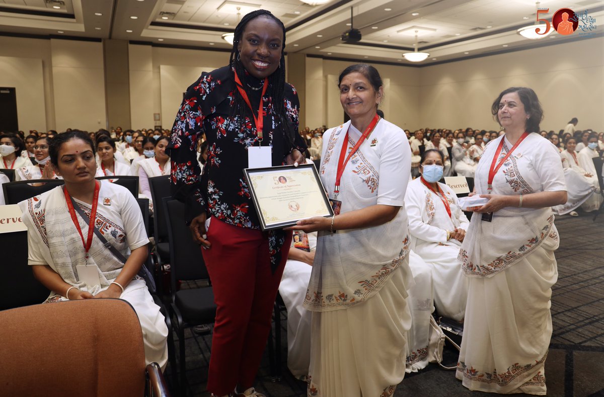 YDSCanada's tweet photo. Hon. Mitzie @MitzieHunter, @OntLiberal
MPP for Scarborough. @YDSCanada thanks you for attending Suvarna Diksha Mahotsav '22 which was a true tribute to H.D.H Prabodhjivan Swamiji Maharaj’s 50 years of Sainthood and the auspicious celebration of his 69th Birthday on Aug 27th, 2022 https://t.co/DtnFI1kd0m