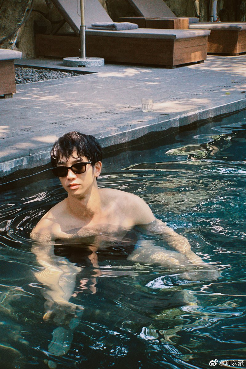 dramaskfan's tweet photo. Novas fotos do #JasperLiu.
Mais fotos: https://t.co/VcTwNnRUAv
#劉以豪 #FallInLoveWithAScientist #UseForMyTalent #TwelveLegends #BeforeWeGetMarried #TriadPrincess #Twogether #cdrama #dorama https://t.co/NoPd4suYnU