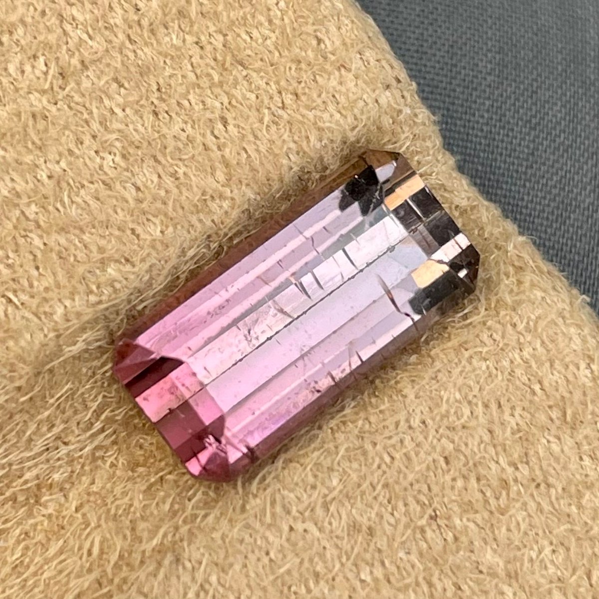 old_glory_bot's tweet photo. Bicolor Faceted Pale Pink Tourmaline , Loose Tourmaline Pinkish Gemstone For Necklace Jewelry , Gemstone Jewellery, Gem Ring, Ring jewelry.
 #pale #Bicolor #Tourmaline #Jewelry #Jewellery #Necklace #loose #gem #ring #finefacetedgems #EtsyEmail

👉https://t.co/gpww4PfWJC https://t.co/011b76s1zO