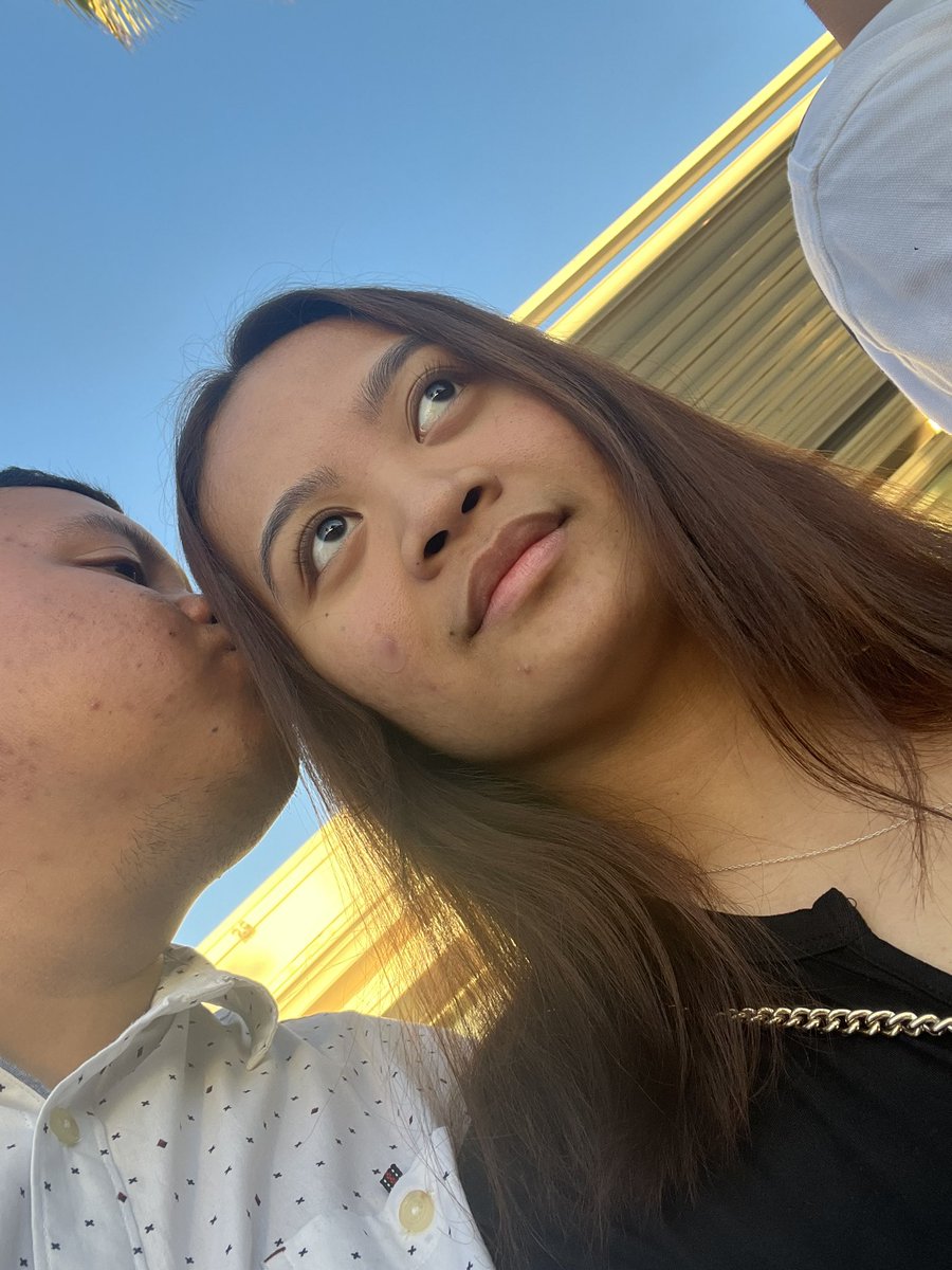 connerviola__'s tweet photo. I MISS YOU SO FUCKING MUCH ALREADY! @sharinaramoran 🥺😭💖 https://t.co/g9O2L1hvw3