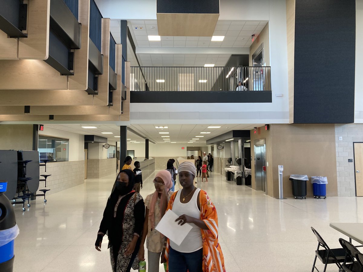 Had the honor to welcome 6th grade students and families to Dakota Middle for the first time! So very exciting for all! #dakotams