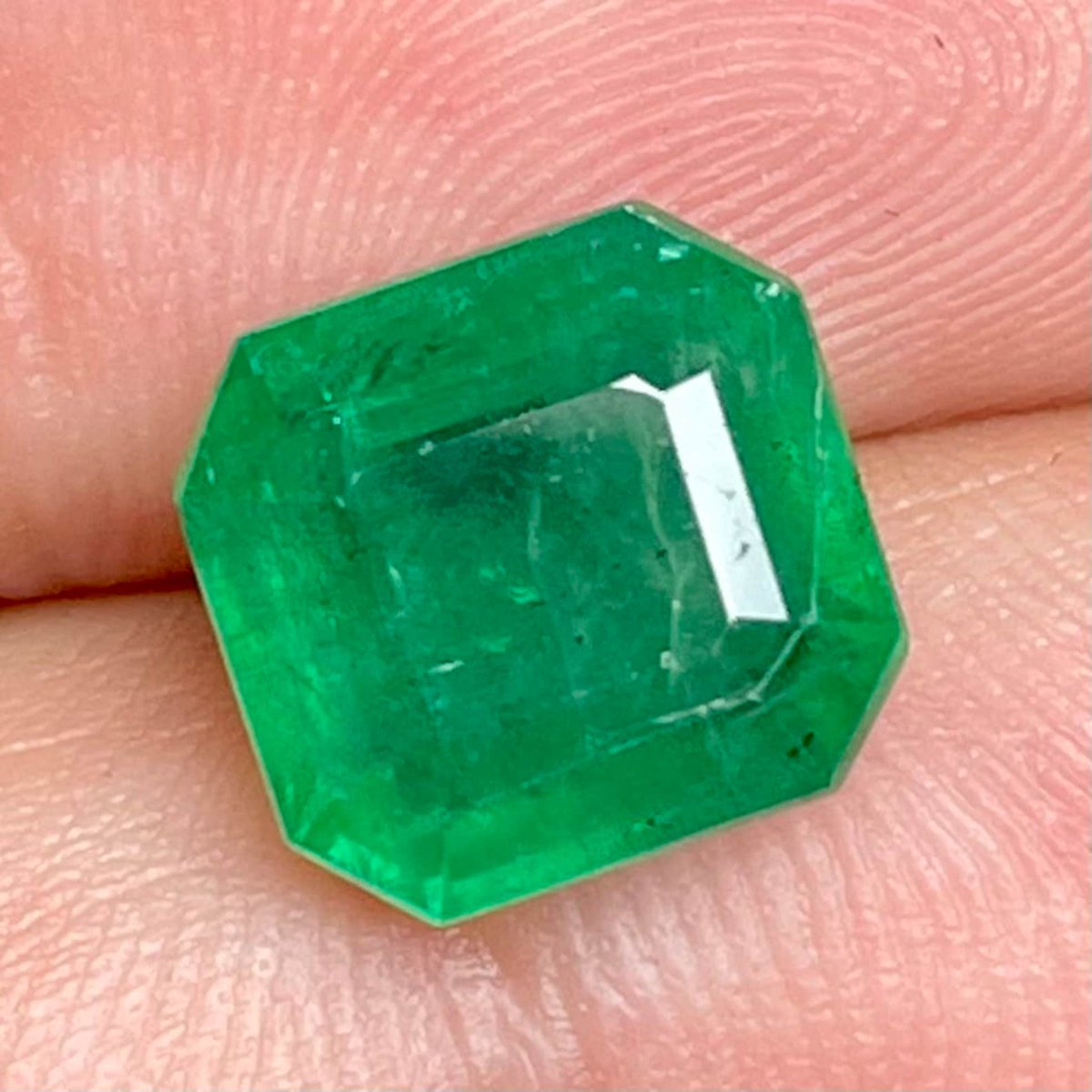 FilipBachura's tweet photo. Natural Faceted Zambia Emerald, 3.60ct loose emerald, Green emerald jewelry, Emerald ring, AAA Emerald Gemstone for jewellry making, Emerald
 #Jewelry #LooseEmerald #JewellryMakingEmerald #Emerald360Ct #Emerald #Gemstone #finefacetedgems #EtsyEmail

👉https://t.co/4DSiULOf4B https://t.co/8hXDDLDPAi