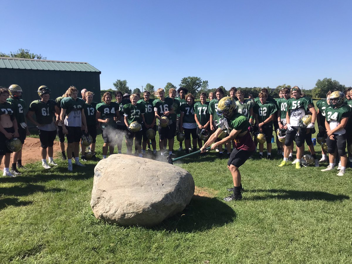 Chisago Lakes Football tweet media